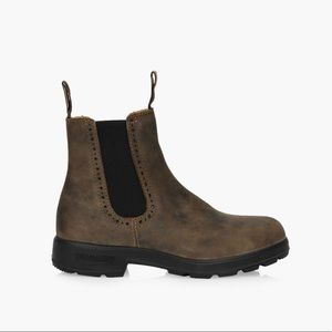 Brown Women’s Blundstone Boots- Size 9.5